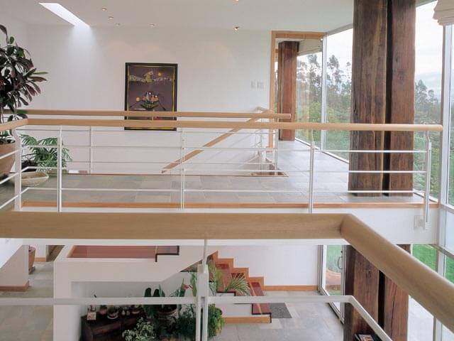 Casa M - Detalle de Puente y Conexión